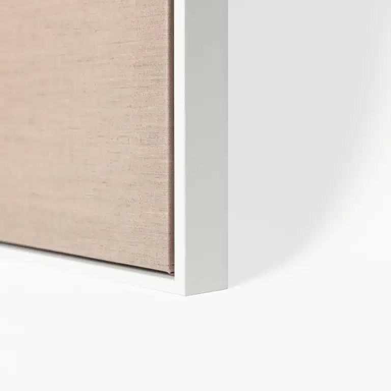 FLOATING FRAMES WITH PRIMED CANVASE001 (74) Minimalist canvas with float trim