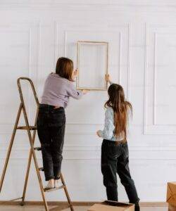 Mobile picture framing